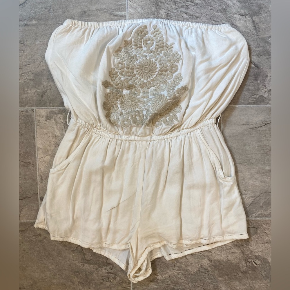 Charlotte russe strapless romper